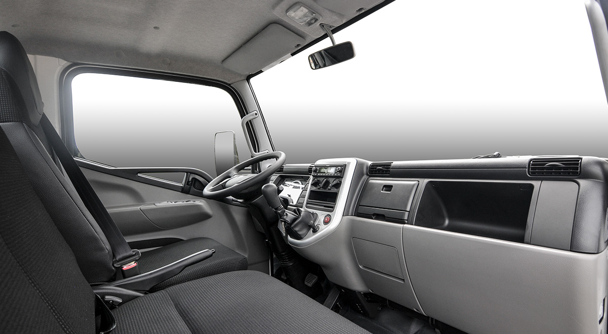 Không gian khoang lái